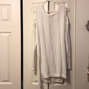 Cold shoulder long light sweater